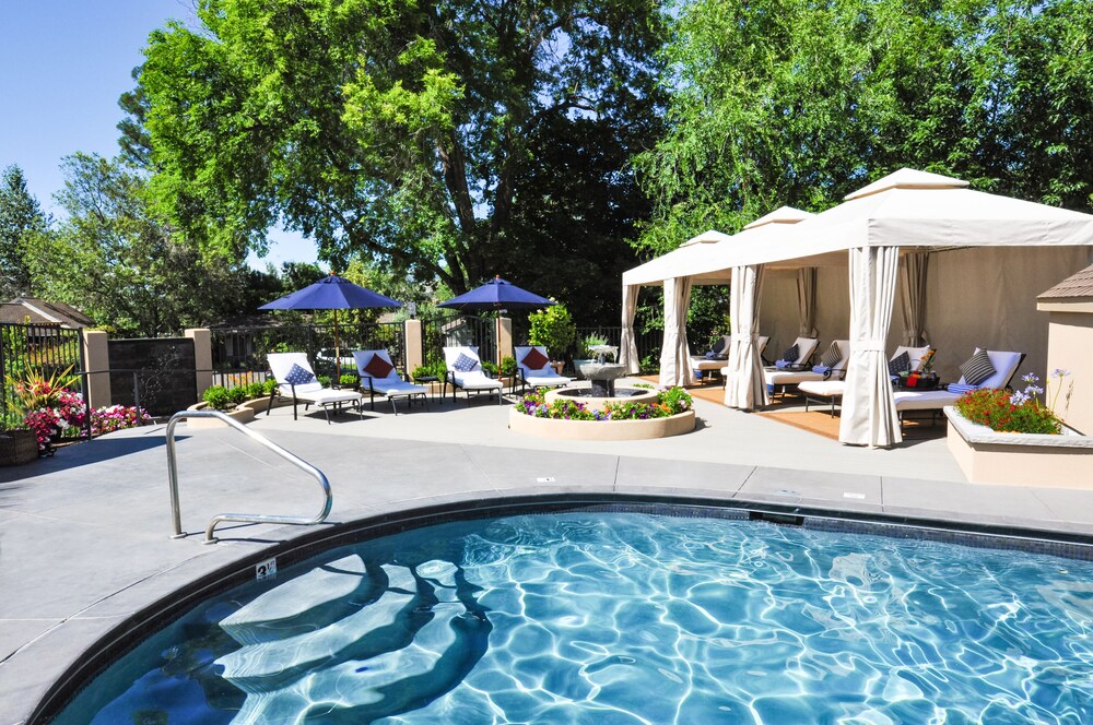 Palm Cottages - last minute hotel in Ashland
