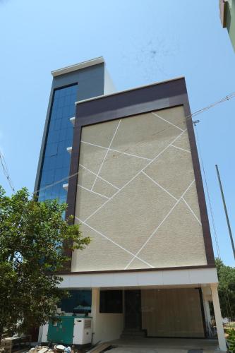 Hotel Tawfeeq Palace in Tanjore, India