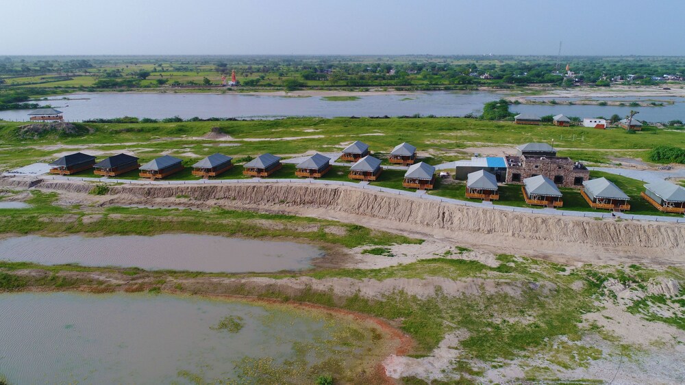 The Sambhar Heritage And Resort — Phulera