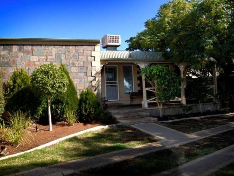 Silver City Cottages in Broken Hill, Australia