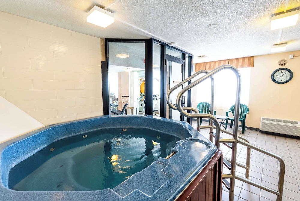Fireside Inn & Suites Portland - photo 94