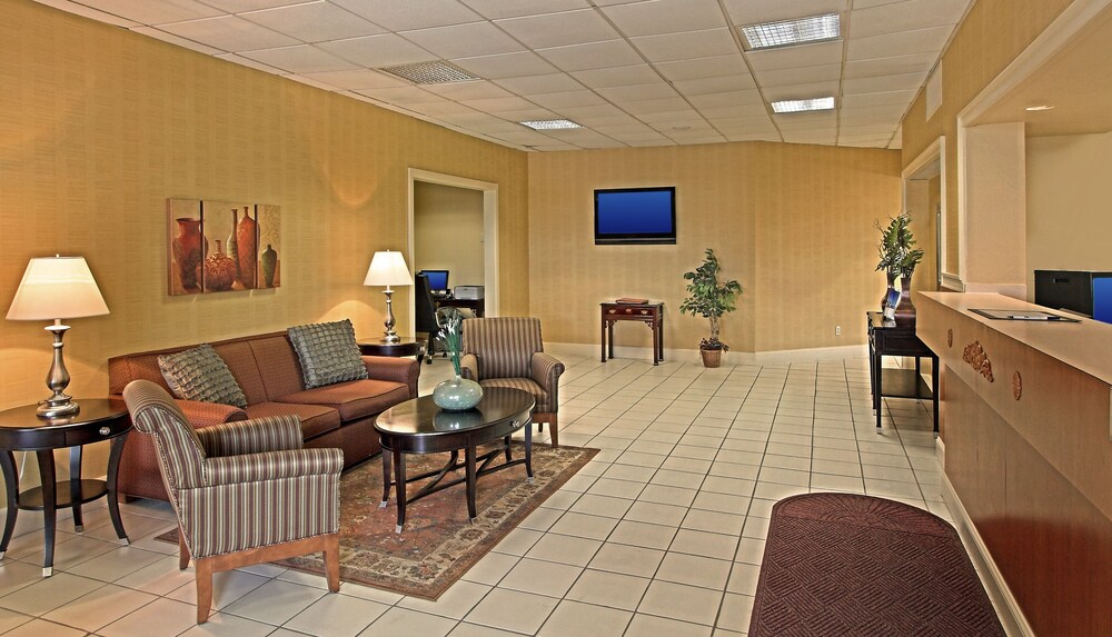 Days Inn Blacksburg Conference Center - photo 2