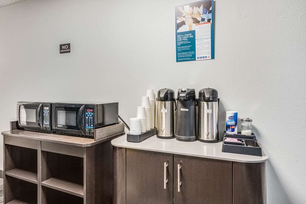 Motel 6 Fort Wayne IN - photo 25