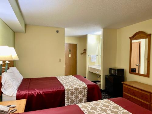Super 8 Motel Ripley - photo 8
