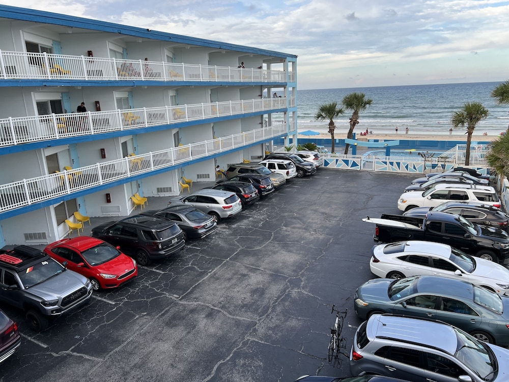 Chateau Mar Beach Resort - photo 49