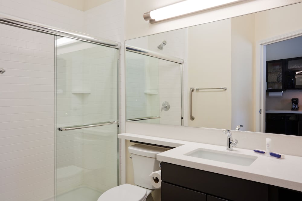 Candlewood Suites Dickinson ND by IHG - photo 15
