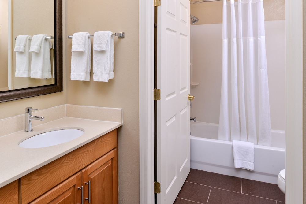Staybridge Suites O'Fallon Chesterfield by IHG - photo 47