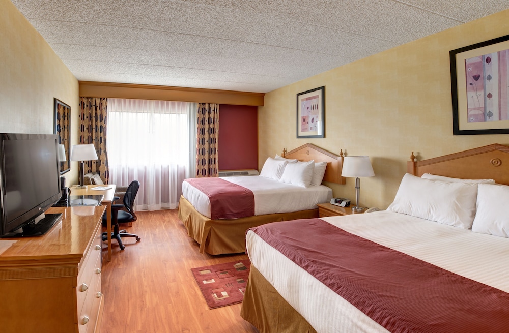 Ramada by Wyndham Toms River