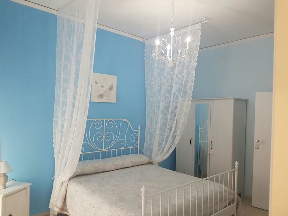 La Luna di Pippo - last minute hotel in Naples