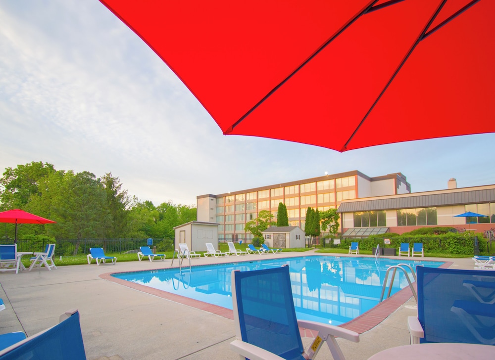 Exton Hotel and Conference Center - photo 8