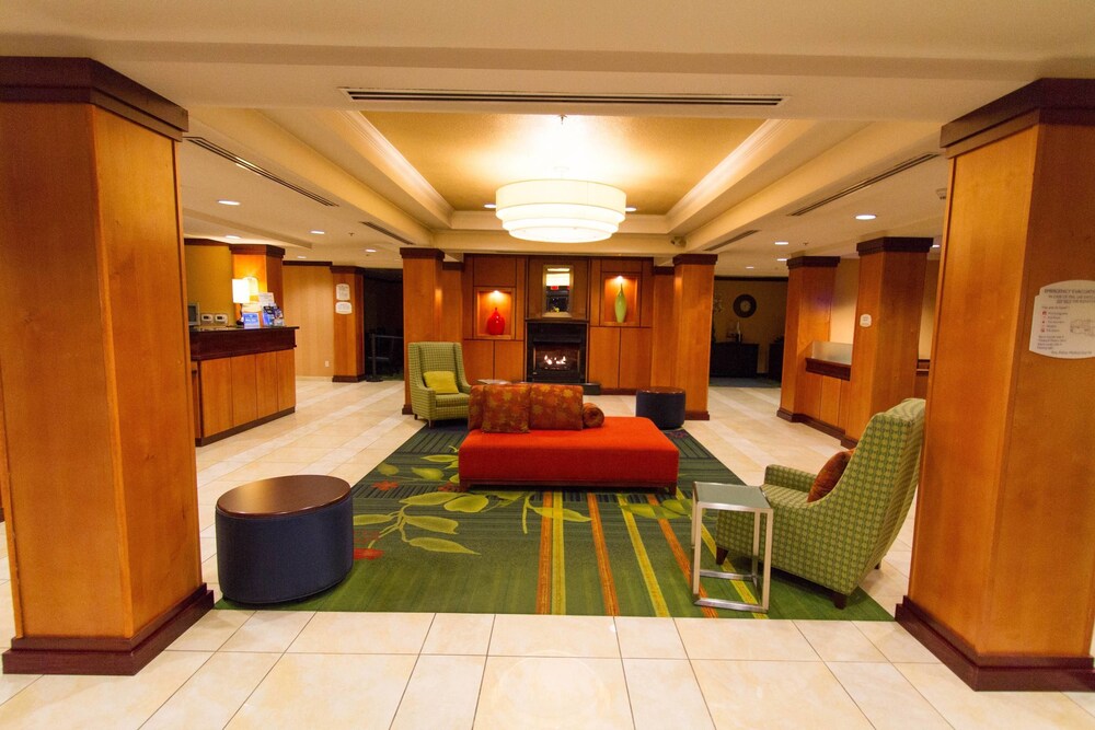 Fairfield Inn & Suites by Marriott Santa Maria - photo 47
