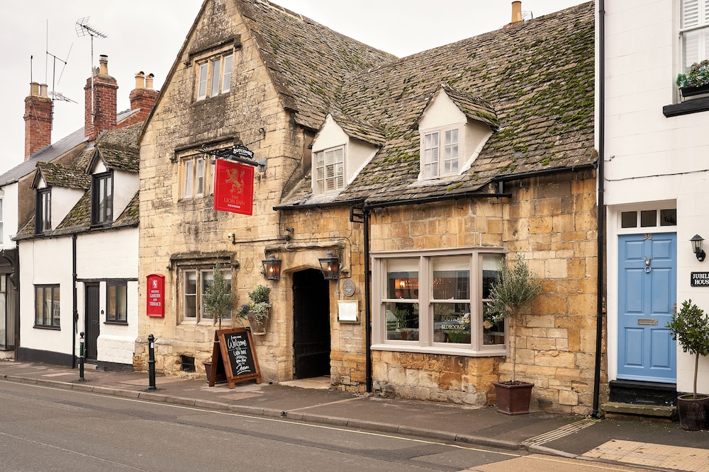 The Lion Inn — hotel in Cheltenham