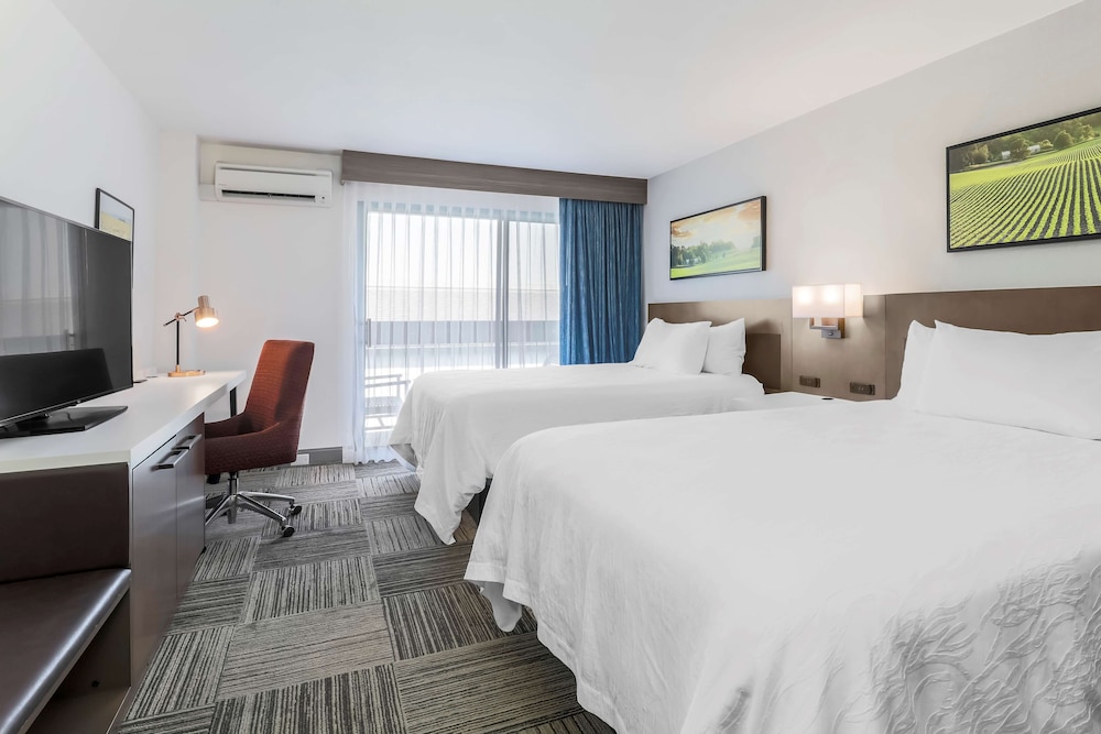 Hilton Garden Inn Davis Downtown - photo 7