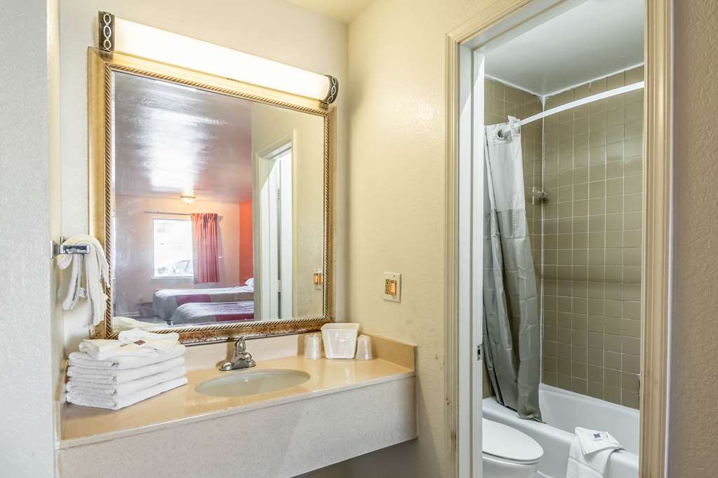 Motel 6 Portsmouth VA - photo 28