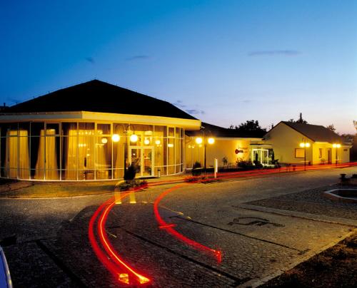 Hotel Preemier — Swidnica