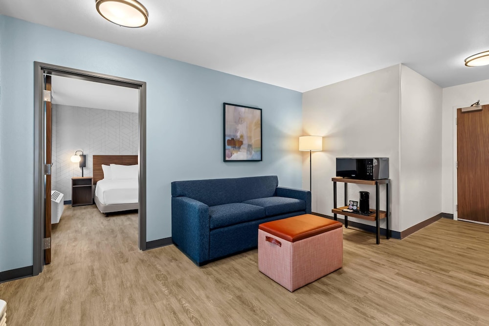 Everhome Suites Temecula - photo 37