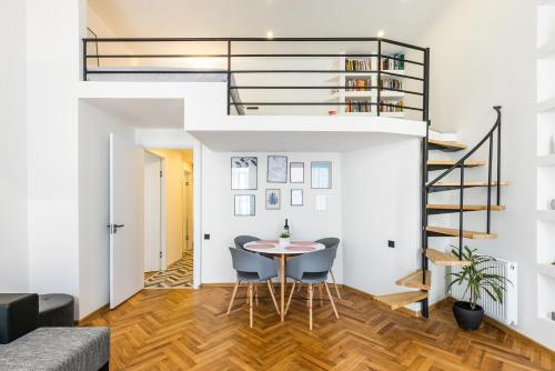 Modern and Bright Apartment in the center of Tbilisi