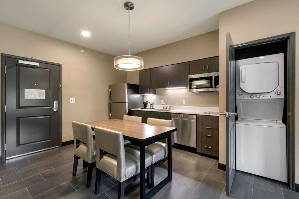 Best Western Plus Fillmore Inn & Suites - photo 6