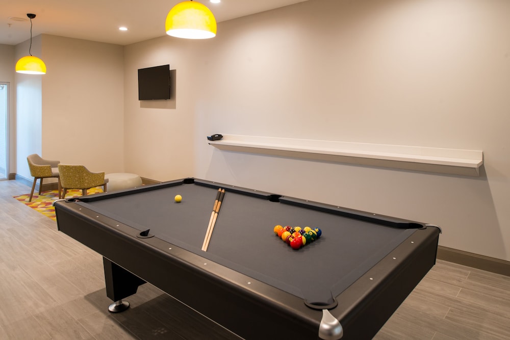 Holiday Inn Hotel & Suites Houston West Katy Mills by IHG - photo 32