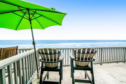 Whitewater Village Charm — 4-Star Luxury Hotel in Oceanside, United States