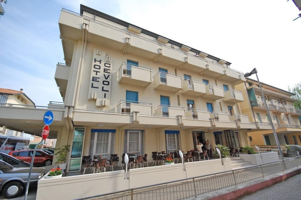 Bi Hotel in Unknown City, Italy