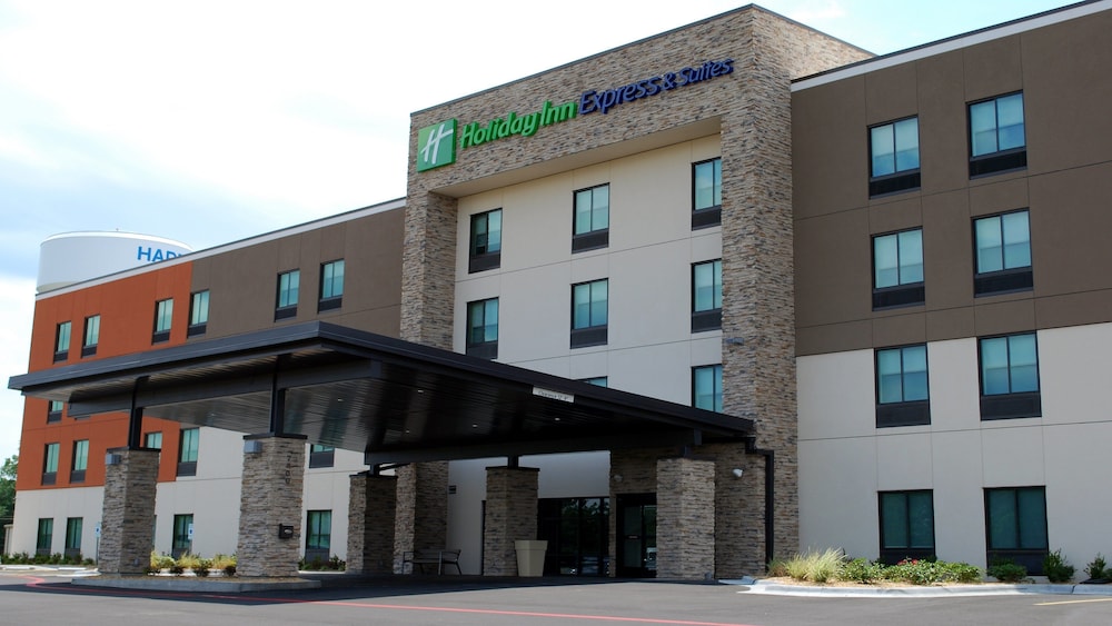 Holiday Inn Express and Suites White Hall by IHG — hotel in White Hall