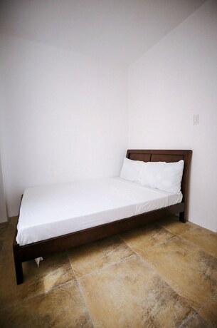 OYO 789 Abn Residences in Bacolod, Philippines