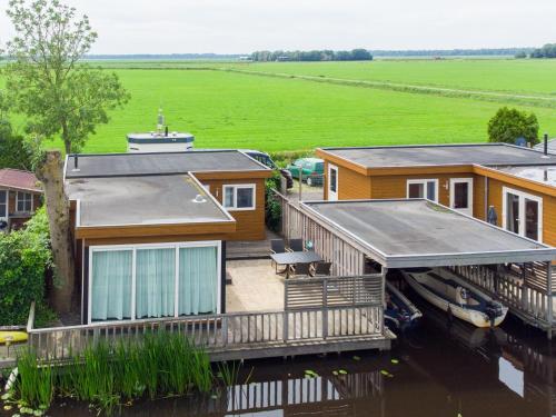 Sluisje 55 - last minute hotel in Unknown City