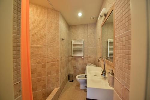 Ateshgah Residence