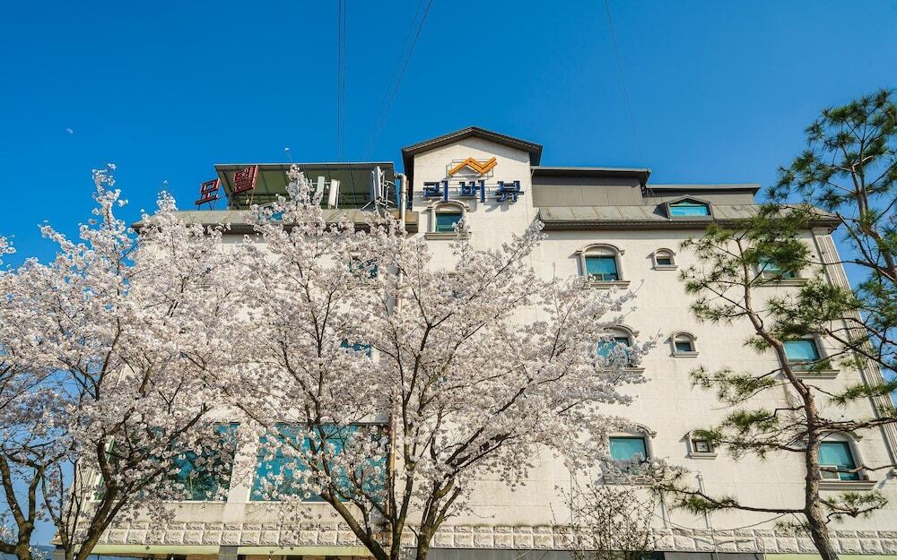 Yeoju Riverview Motel in Yeoju, South Korea