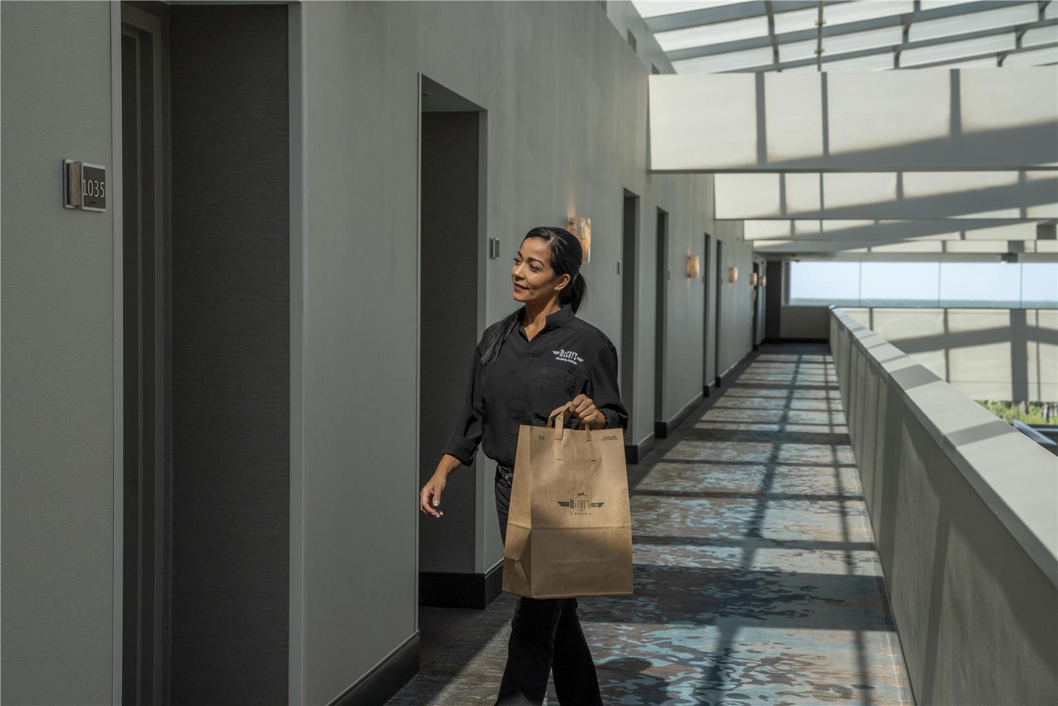 Hyatt Regency Orlando International Airport - photo 10