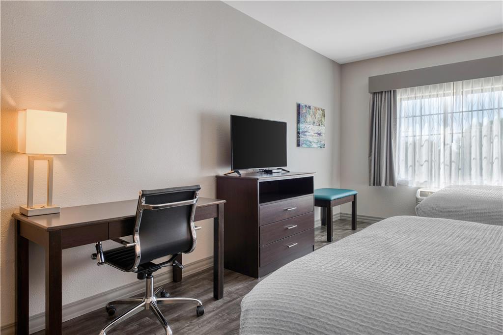 Best Western Plus Saint Peter - photo 20