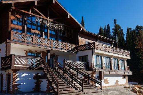 Hotel Yeti — hotel in Tashtagol