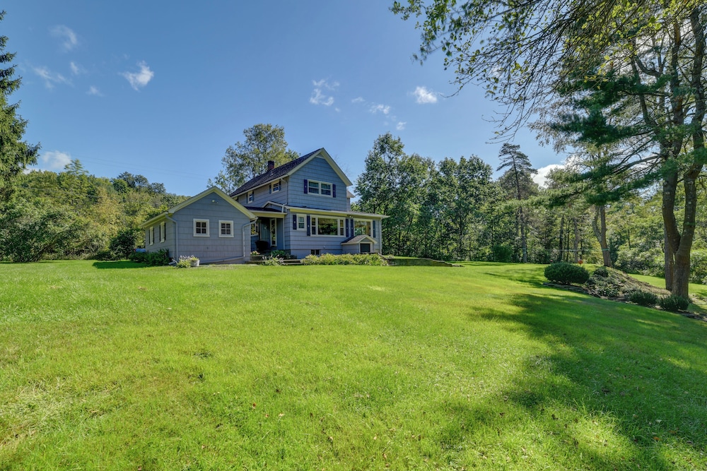 Rustic Bainbridge Retreat with Spacious Yard — Bainbridge — photo 3