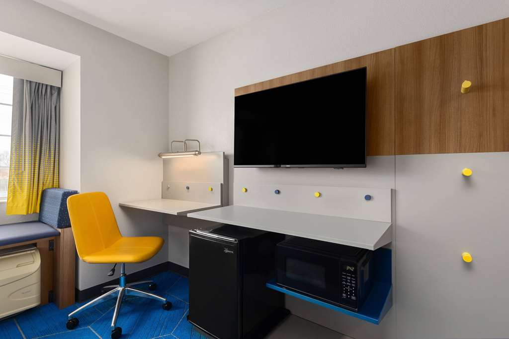 Microtel Inn & Suites by Wyndham Independence - photo 13