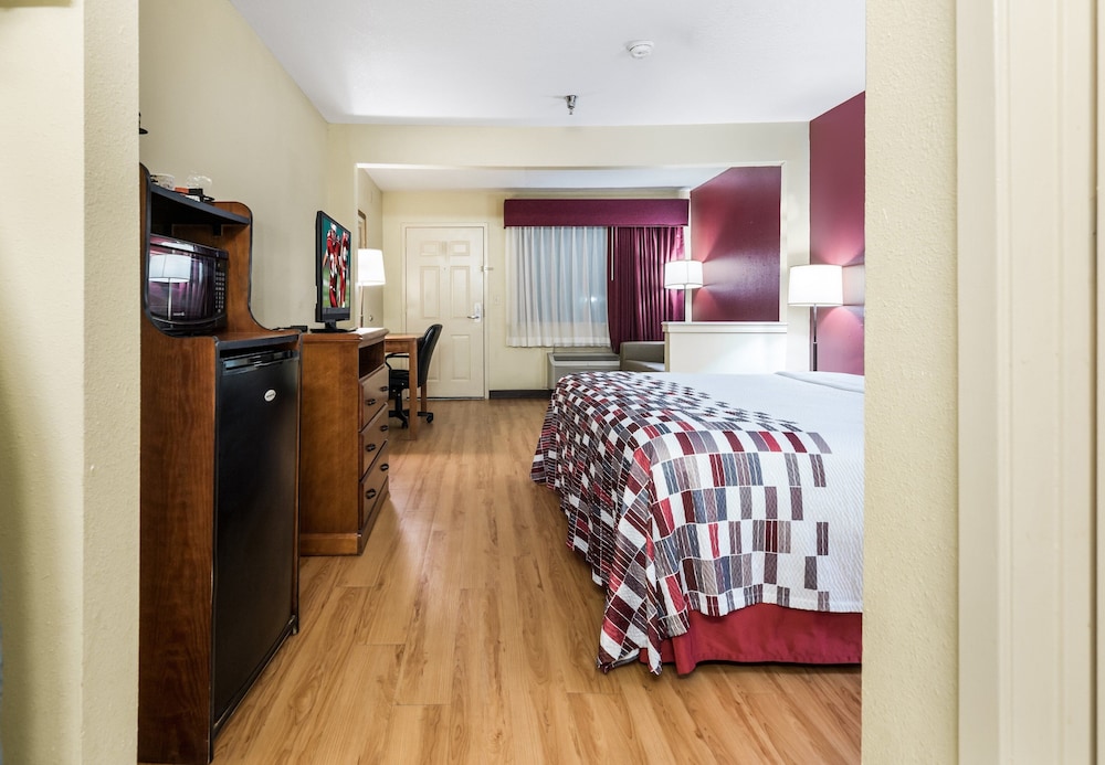 Red Roof Inn Conroe North Willis - photo 7
