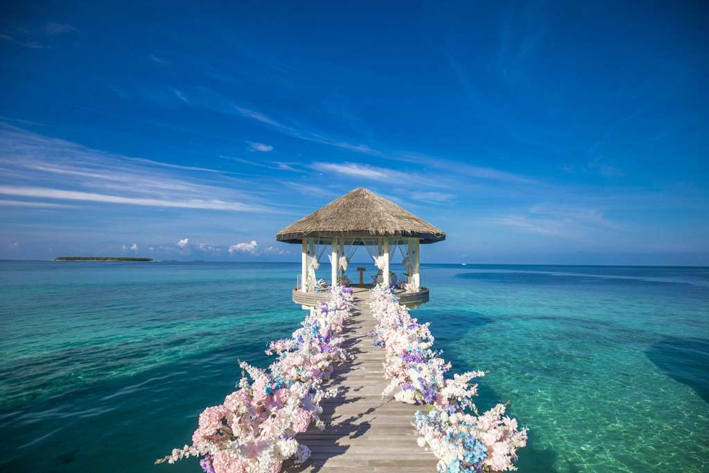 Blu spa pavilion premium wedding