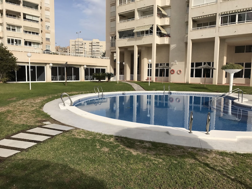 14 Bahía Playa Almadraba — 4-Star Luxury Hotel in Alicante, Spain