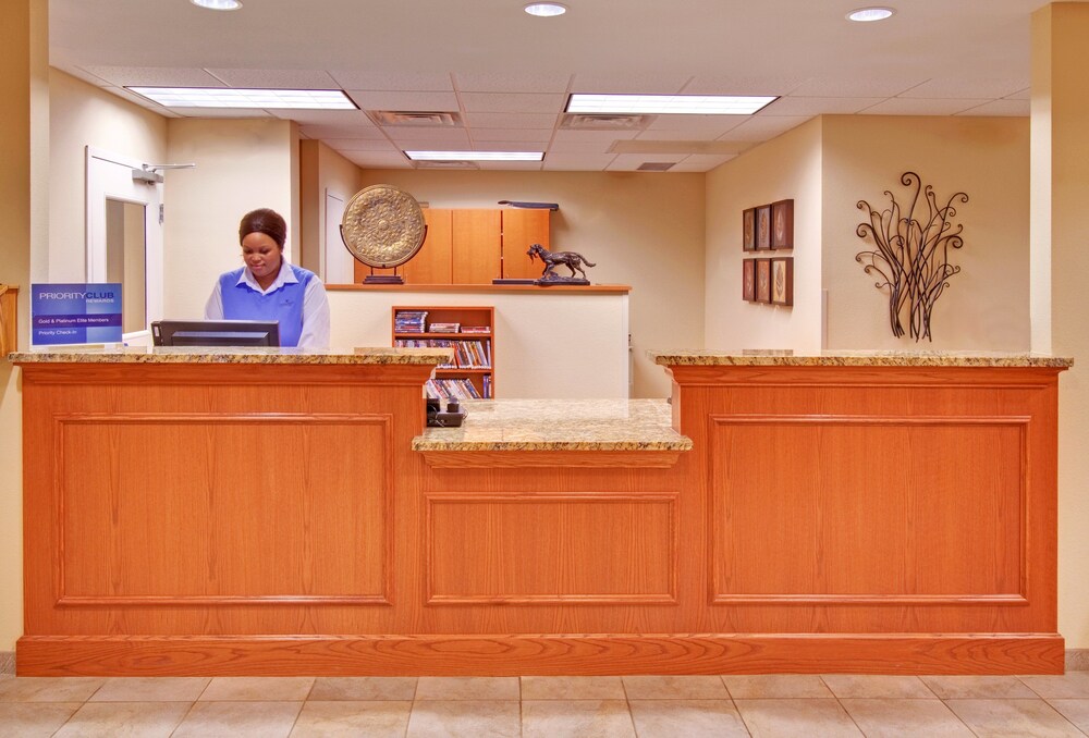 Candlewood Suites Williston by IHG - photo 37
