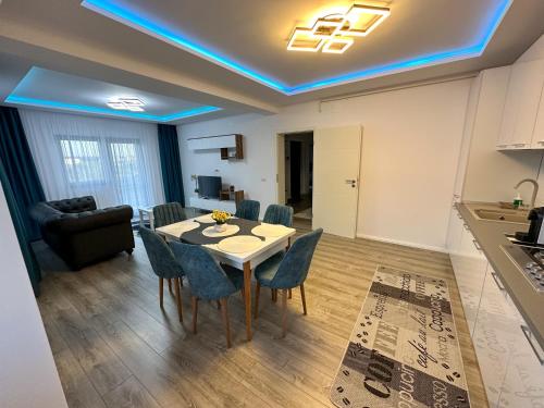 ZIM Family Airport — 4-Star Luxury Hotel in Otopeni, Romania