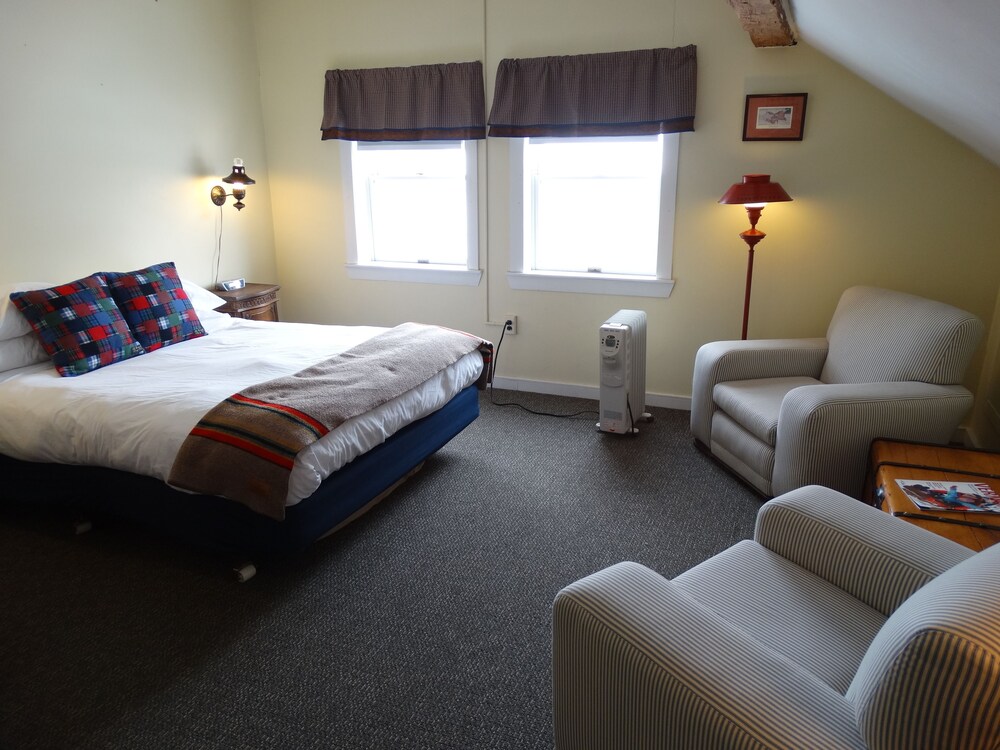 Shoreham Inn Bed & Breakfast - photo 18