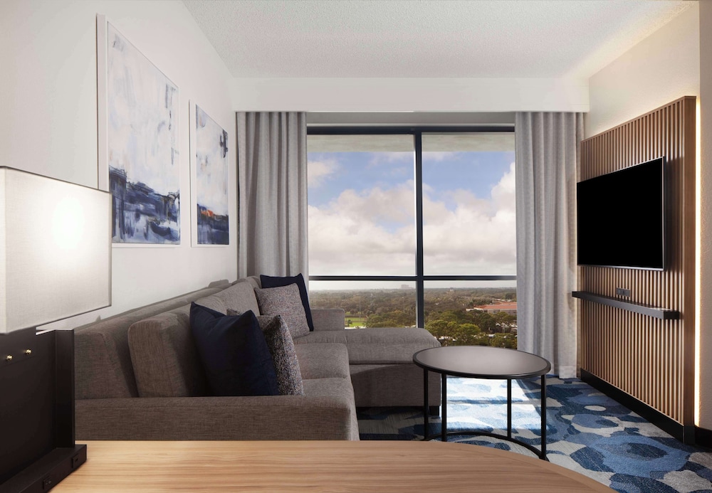 Embassy Suites by Hilton Palm Beach Gardens PGA Boulevard - photo 17
