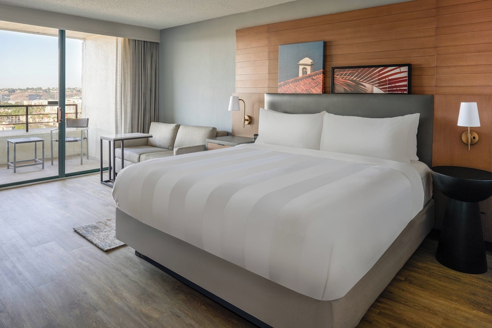 San Diego Marriott Mission Valley - photo 7