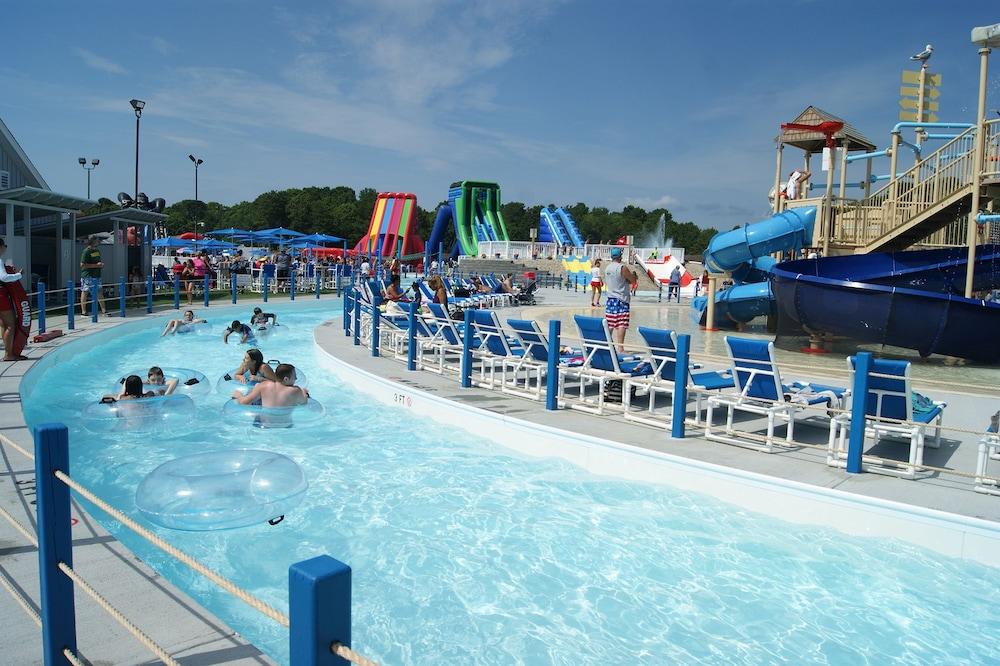 Town N Country Family Resort - photo 8