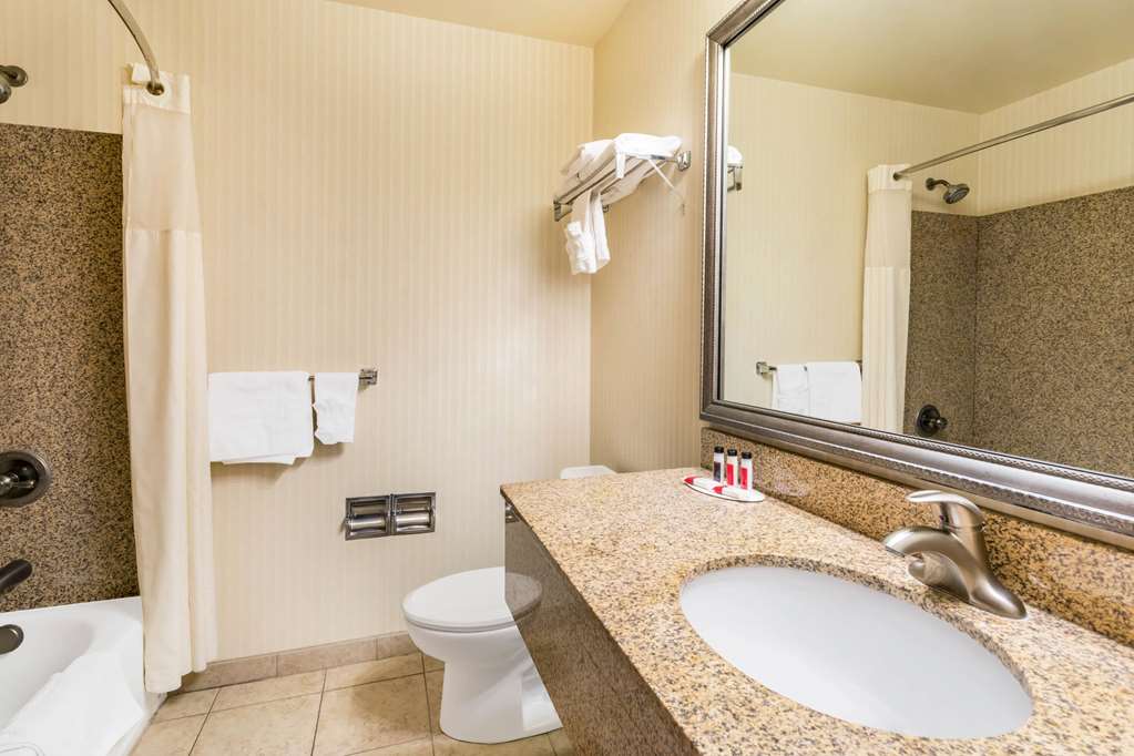 Baymont by Wyndham Fort Morgan - photo 6