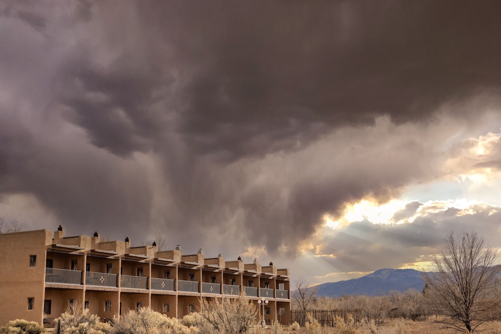 Sagebrush Inn & Suites - photo 58