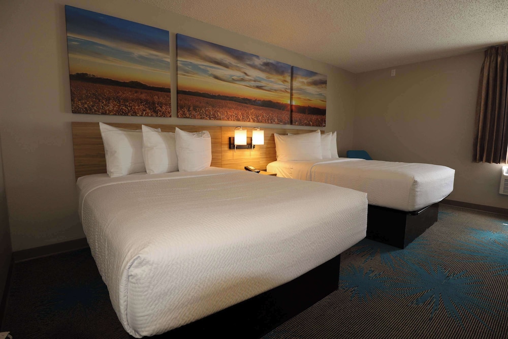 Days Inn by Wyndham Mandan Bismarck Area - photo 13