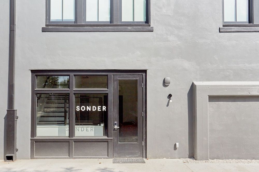 Sonder Antiques Warehouse - photo 8