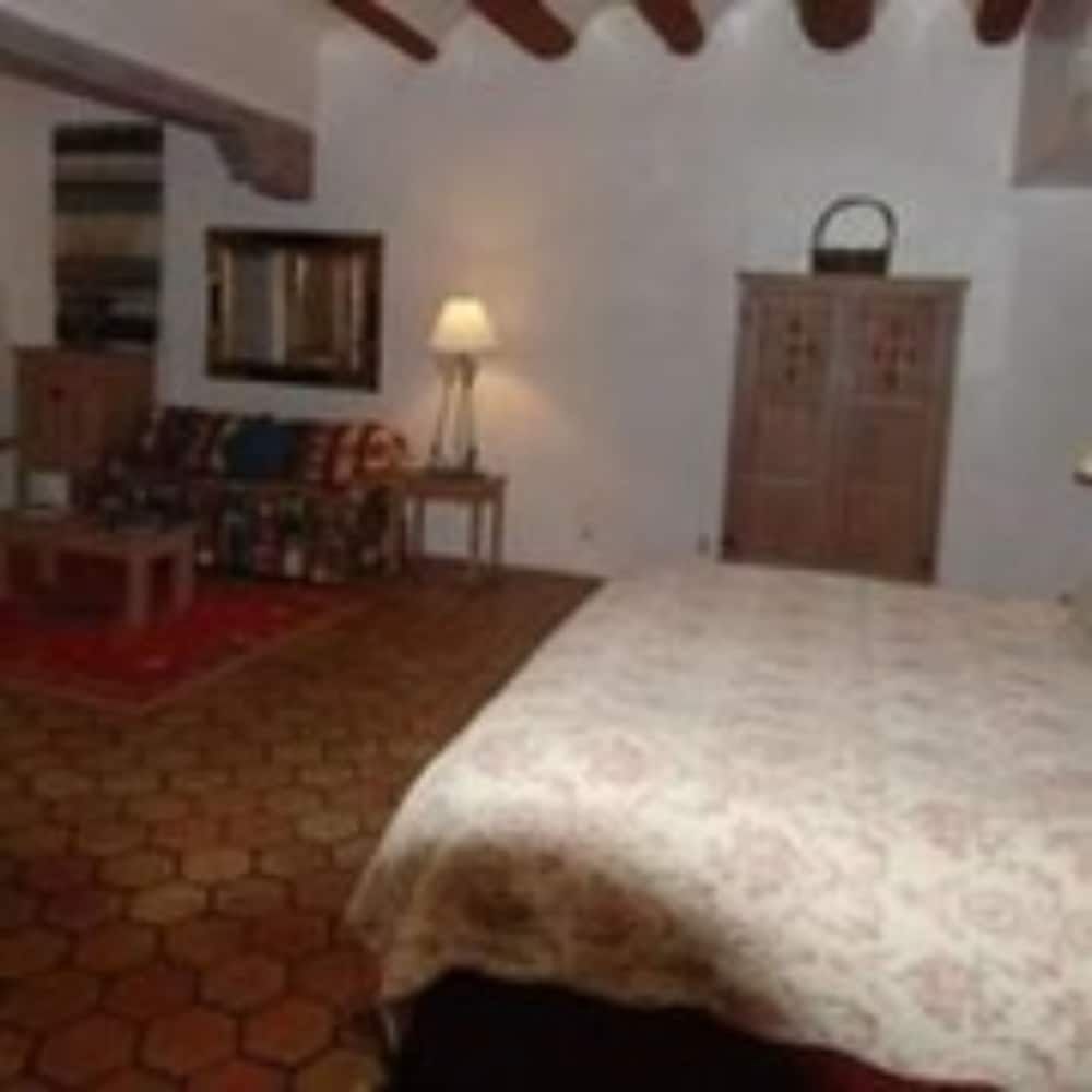 The Inn At The Delta - photo 15