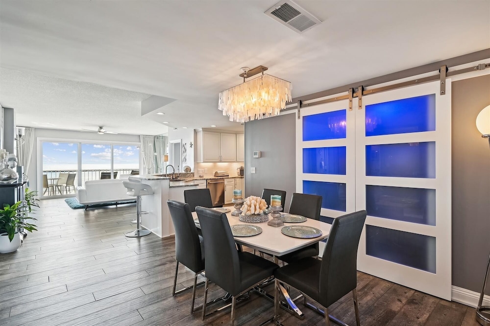 Waterview Towers 732 3 Bedroom Condo by RedAwning - photo 23